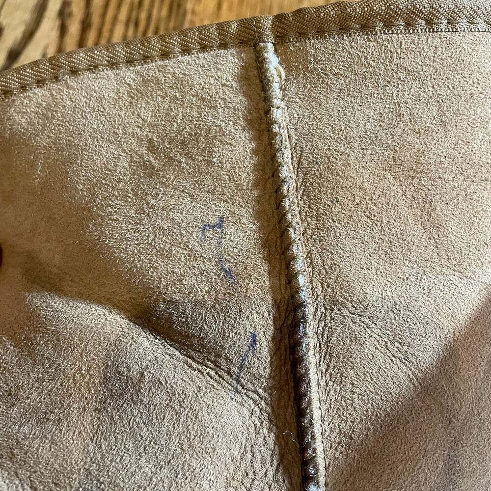 UGG Australia Mens 5220 Chestnut Sheepskin Boots Size M12 Made in New Zealand - Picture 5 of 8